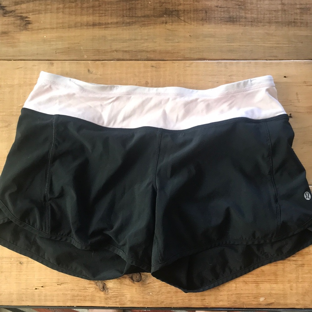 lululemon tempo shorts